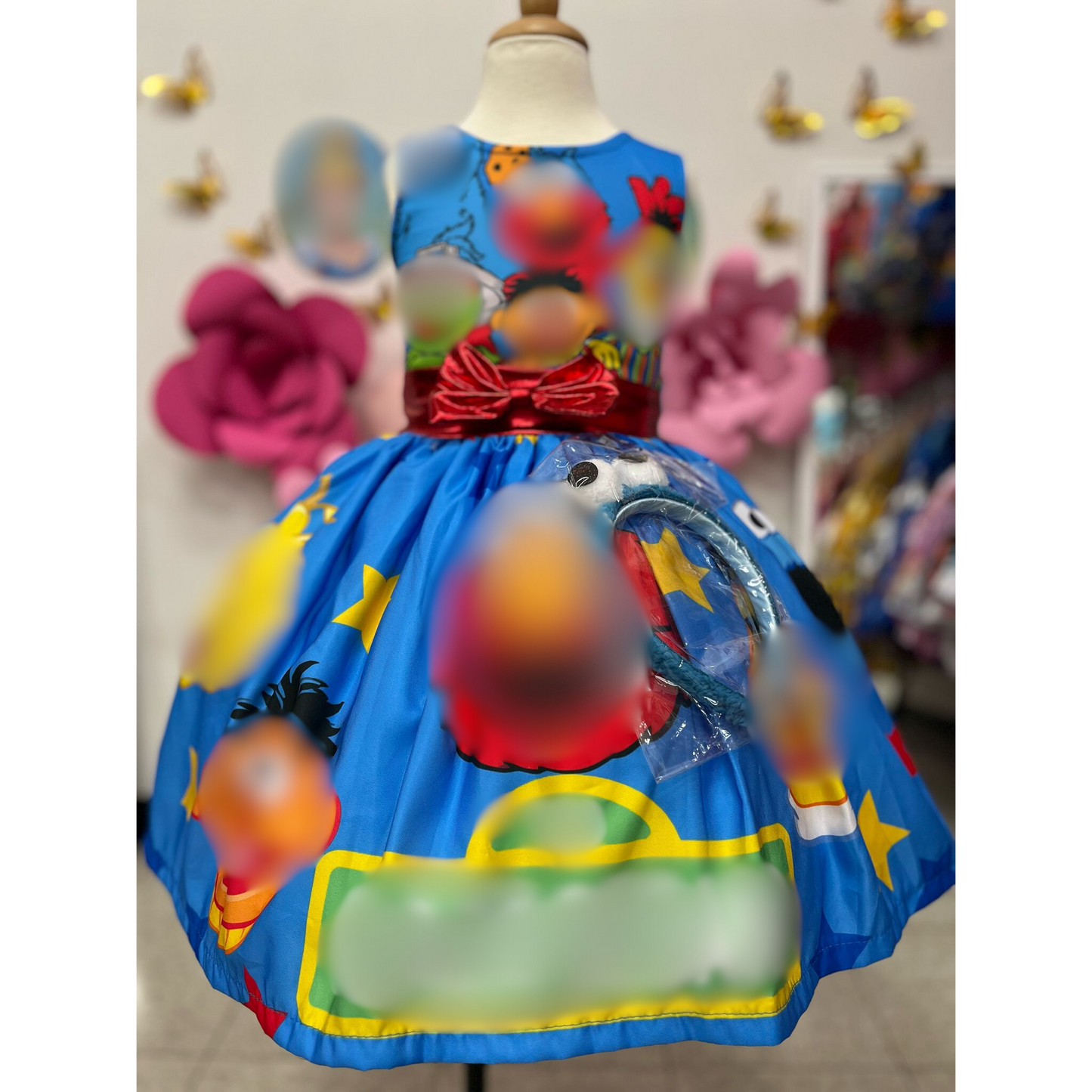 AMIGOS DE COLORES DRESS