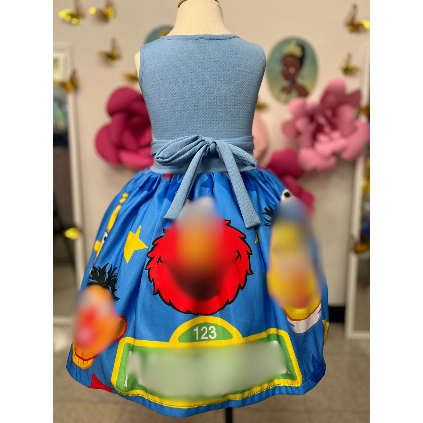 AMIGOS DE COLORES DRESS